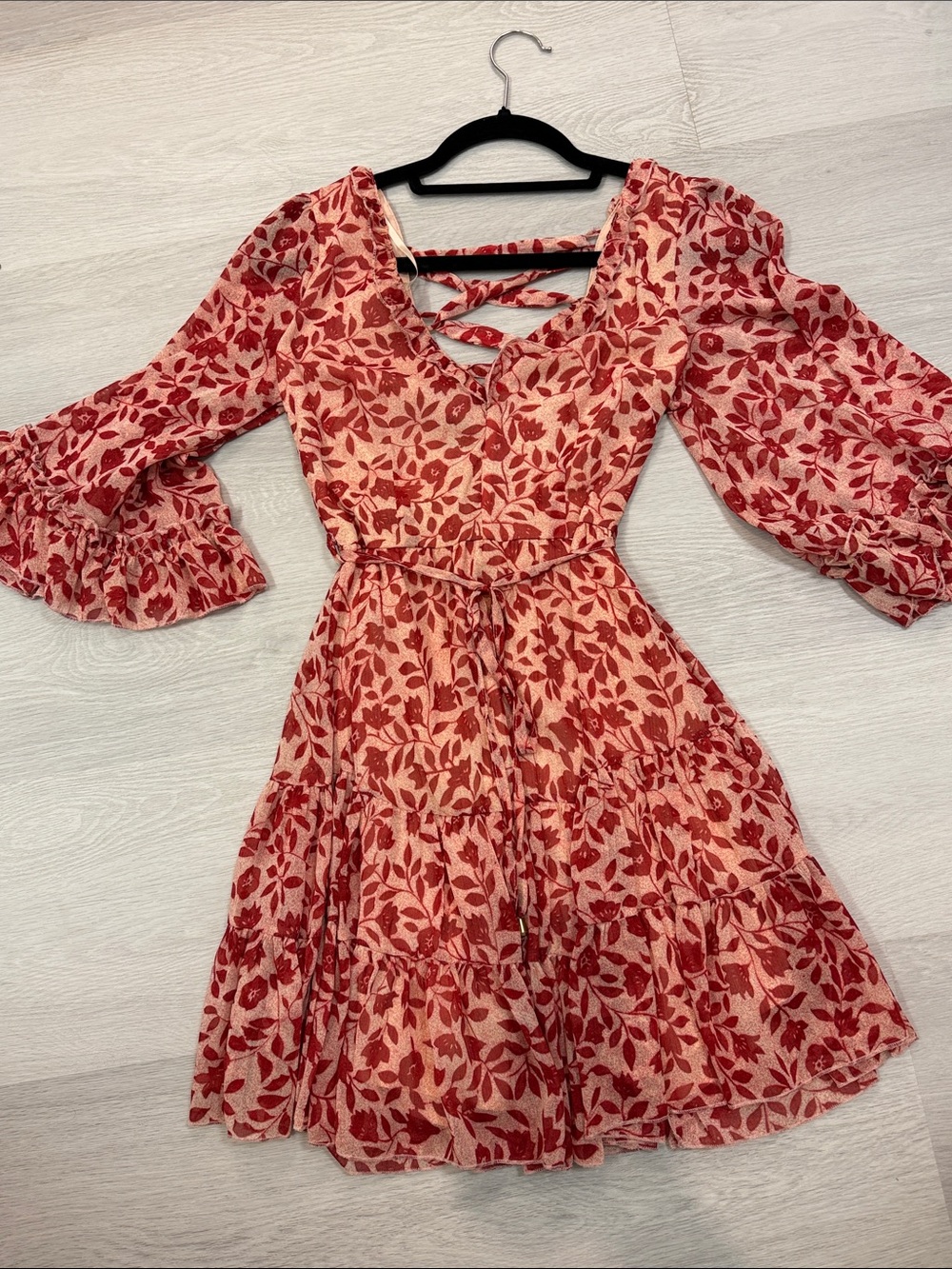 NWT Red Floral Tie-Back Mini Dress with Puff Sleeves